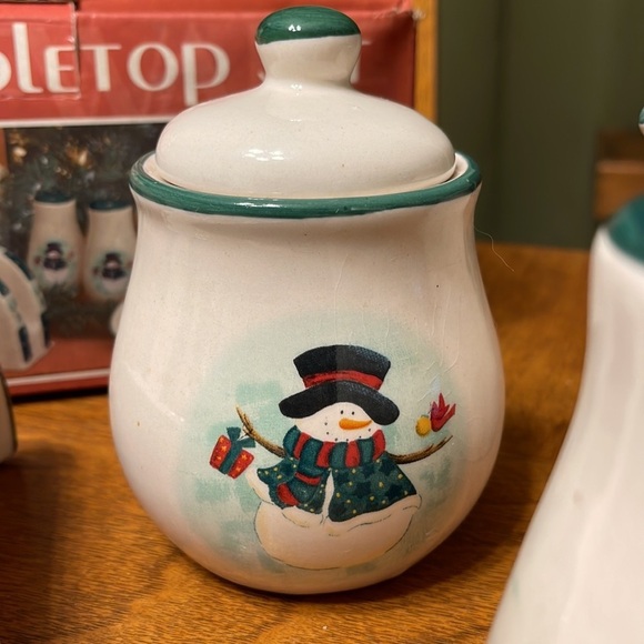 Vintage Stoneware Snowman Tabletop Serving Set Tabletop Christmas Snowman Set - Picture 7 of 13
